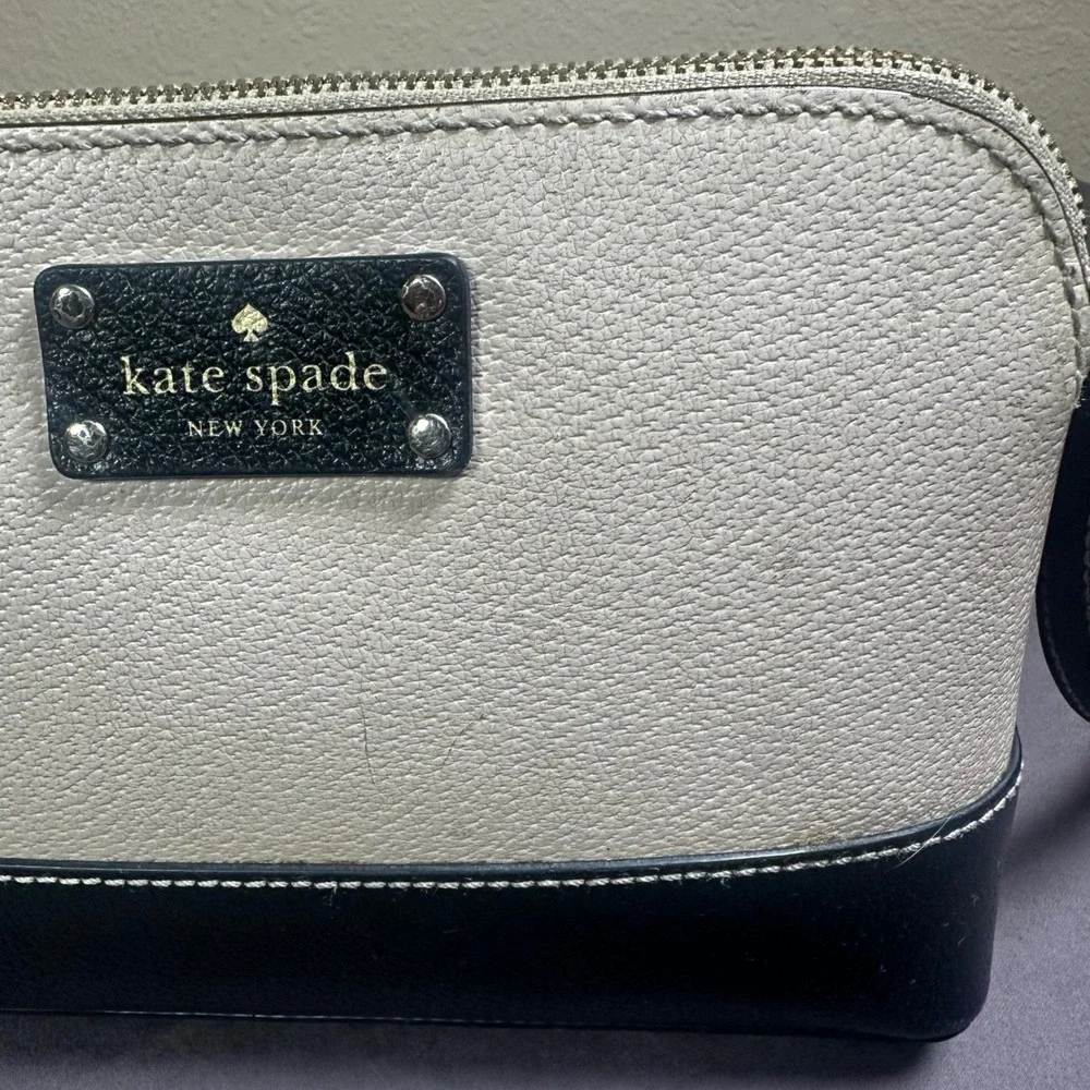 Kate Spade New York Berkeley Lane Hanna Cream Black Leather Crossbody Purse Bag‎